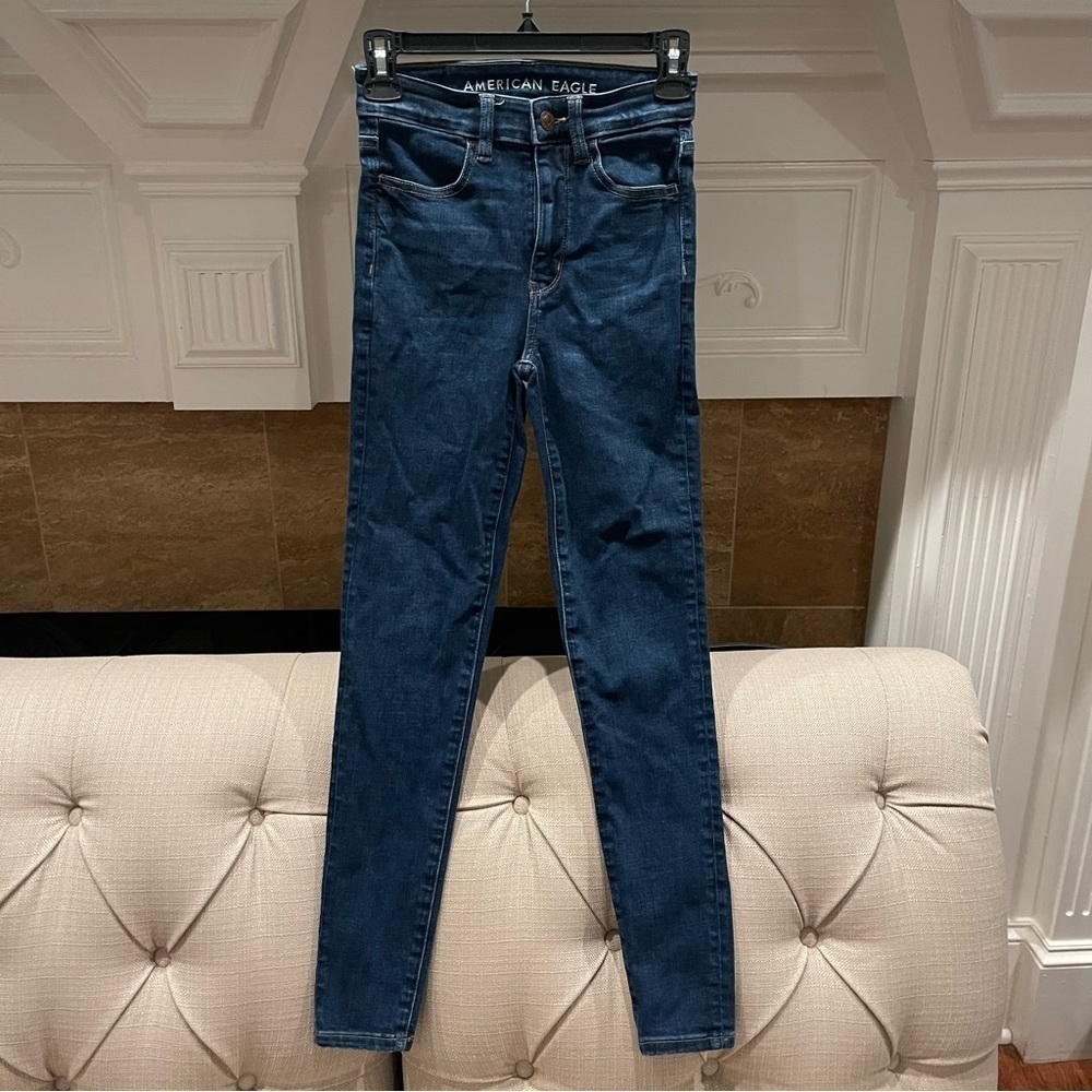 BQ: American Eagle Outfitters Skinny Jegging Next Level 00 Super High rise